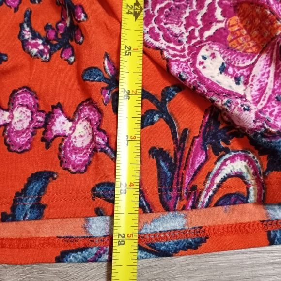 Soft Sorroundings Sequins Embroidered Floral Print Tunic Top 3/4 Sleeve Size 1x - Picture 11 of 13